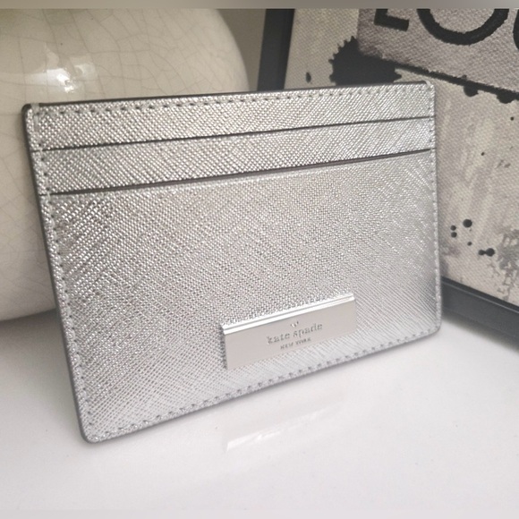 Kate Spade Saffiano Leather Metallic Silver Card Holder NEW 🚫 Callouts Retail$89 - Picture 4 of 5